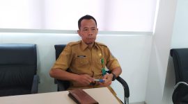 Lurah Midih, saat wawancara langsung dengan media online KanalNasional.com