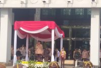 Walikota Tangerang Selatan Sebagai Pembina di Upacara Peringatan Hari Pramuka ke 65 di Lapangan Puspemkot Tangsel.